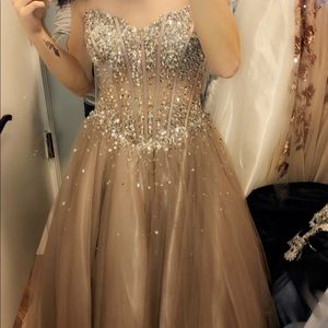 Prom dress !!